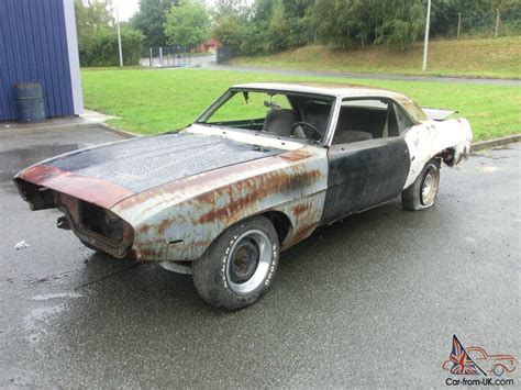 Almost 80 factory and 40 dealer options, including three main packages, were available: 1969 Chevrolet Camaro SS