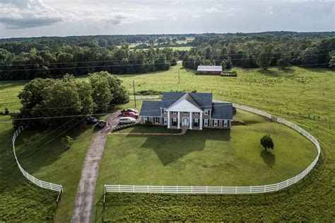 7 Georgia Properties On The Market With At Least 5 Acres Of Land