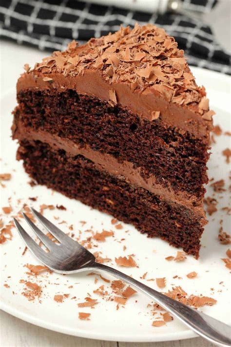 Indulge yourself with this ultimate chocolate cake recipe that is beautifully moist, rich and fudgy. The Best Vegan Chocolate Cake - Loving It Vegan