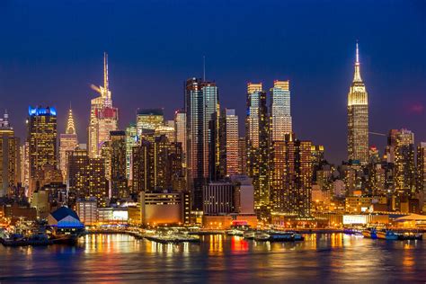 Here we present 50 new york wallpapers that you can use as background for your desktop. Fondos de pantalla de Nueva York, Wallpapers New York HD