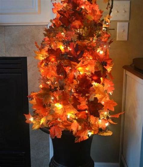Easy Diy Fall Leaves Potted Topiary Tree From A Tomato Cage Hometalk