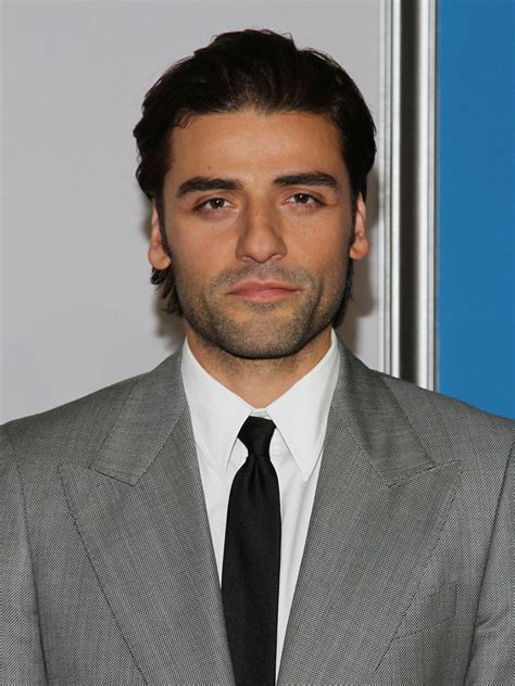 Still engaged to his fiancée maría miranda? Oscar Isaac 2018: Fiancée, tattoos, smoking & body facts ...