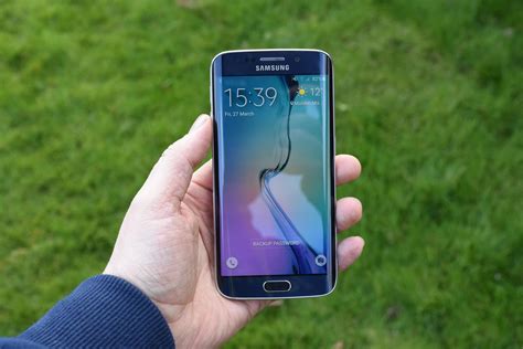 The sluggishness that is typically associated with samsung devices is nowhere in sight, with the galaxy s6 edge flying through the elements around the ui, quickly jumping in and out of applications, and comfortably handling. Samsung Galaxy S6 And S6 Edge Get Important New Android 6 ...