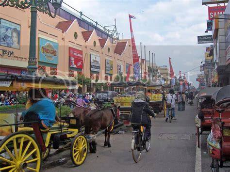 Tracing Malioboro Street Beautiful Holiday Destinations