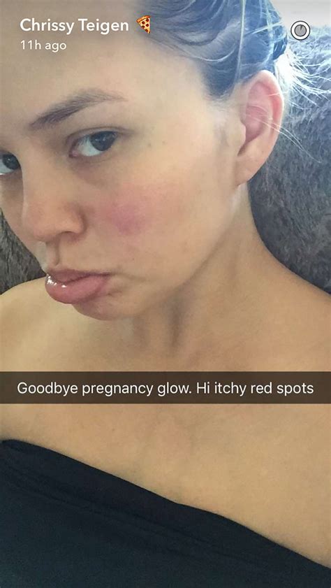 Chrissy Teigen Says Goodbye Pregnancy Glow In Funny Makeup Free Snapchat Entertainment Tonight