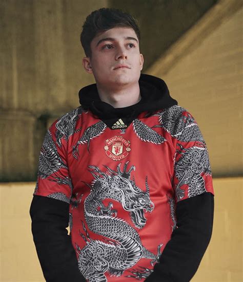 The latest manchester united news from yahoo sports. Camiseta Adidas del Manchester United «Chinese New Year» 2020