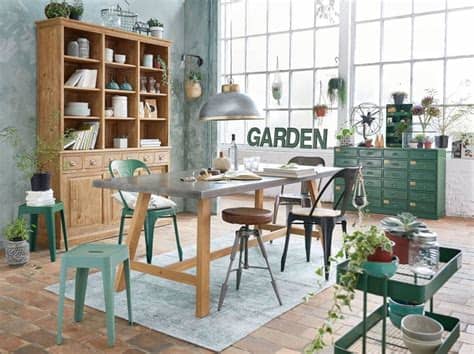 Ne troverai molti diversi ed originali a partire da soli 7€. Maisons du Monde Experience | Fuorisalone.it