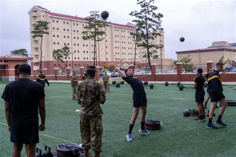 Dvids Images 1st Signal Brigade Soldiers Doing Acft Image 1 Of 32