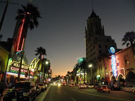 Hollywood Blvd At Night Hometown Times Square Hollywood Visiting