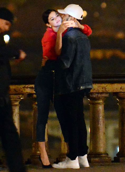 Selena gomez , 25, and the weeknd , 27, have ended their relationship, multiple sources confirm to people exclusively. Selena Gomez, The Weeknd Make Out on Italian Vacation: Pics