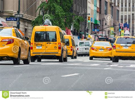 New York City June 13 2013 Yellow Cabs Along Manhattan Avenue More