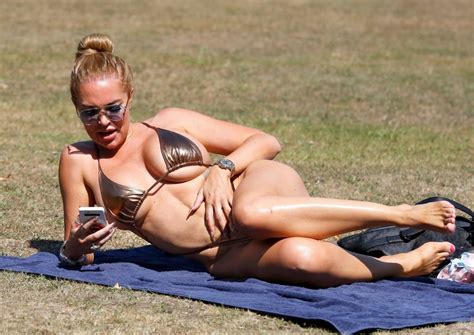 aisleyne horgan wallace covered nakedness on the beach 34 hot photos the fappening