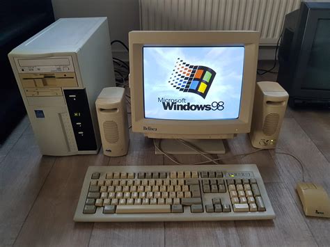 Just How You Imagine A Really Old Pc Setup To Look Like Love That