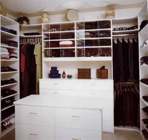Once it was finished i couldn't help but get out my camera and show you guys these easy, do it yourself closet organizing ideas that will transform how you store your clothes! Walk In Closet Organizers Do It Yourself — Home Furniture Ideas