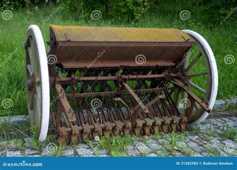 Old Agricultural Equipment Stock Image Image Of Sowing 31282983