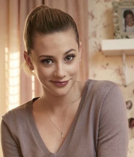 She can solve any mystery and without even messing up her ponytail.watch riverdale. Betty cooper | Riverdale Wiki | Fandom