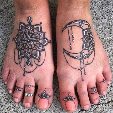 4 Beautiful Mandala Tattoos On Feet