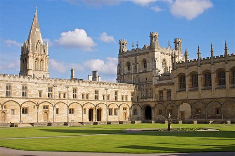 Oxford Tour Guides Walking Tours With Blue Or Green Badge Qualified