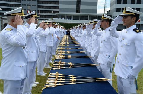 Concurso Marinha Oficiais Da Armada E Fuzileiros Navais 2016 é Aberto Para Nível Superior