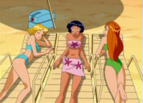 Totally Spies On The Beach 2 By Capfal On Deviantart