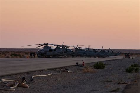 Dvids Images Uh 1y Venom And Ah 1z Viper Conduct Farp Image 1 Of 4