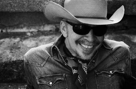 Dave Alvin Shares ‘king Of California Lyric Video On 25th Anniversary