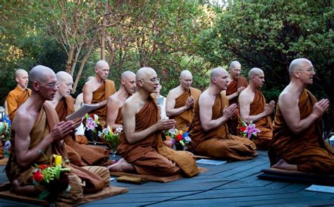 Chanting — Buddhist Wisdom Of The Thai Forest Tradition