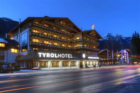 Raffls Tyrol Hotel St Anton Luxury Hotel Elegant Address Ski