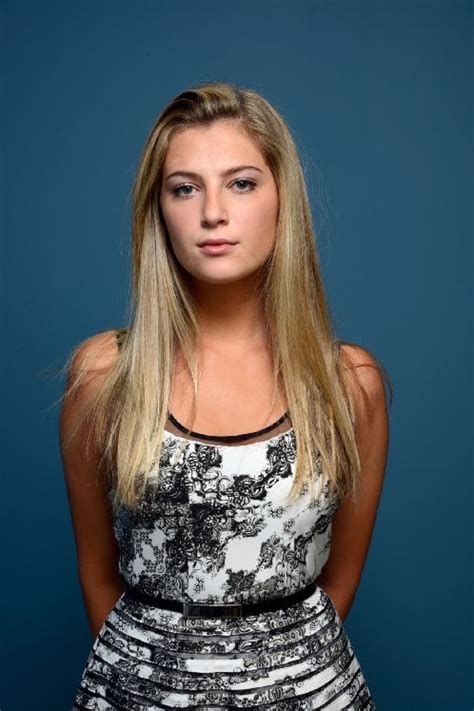 picture of zoe levin