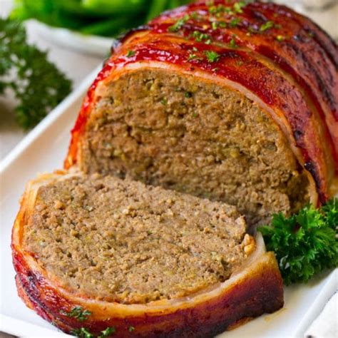 Lightly butter a loaf pan and transfer meatloaf mixture to the pan. How Long To Bake Meatloaf 325 : Muffin Tin Meatloaf And ...