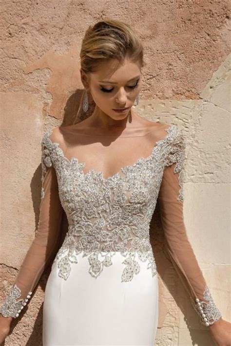 Hochzeitskleid mit spitze und langen äeln. 88037 | Couture brautkleider, Kleid hochzeit und ...