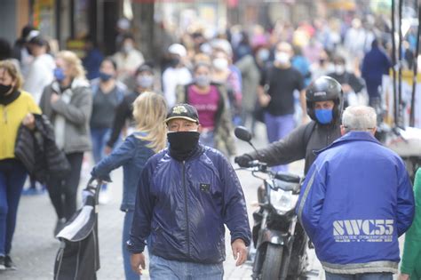 Las nuevas restricciones regirán para 87 jurisdicciones del país en estado crítico. Industrias con protocolo y menos circulación: todo lo que ...