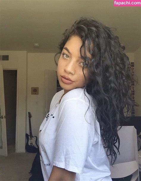 Kiana Led Kianalede Leaked Nude Photo From Onlyfans Patreon