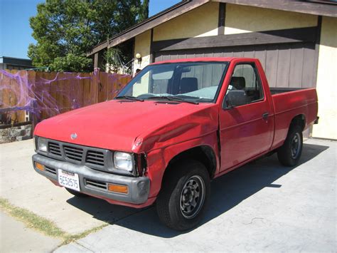Car.com has been visited by 100k+ users in the past month 1995 Nissan Truck - Overview - CarGurus