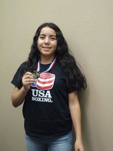 Calexico Boxing Academys Roxana Ortiz Wins Gold At Usa Boxing Junior