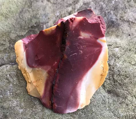 Raw Mookaite Jasper Palm Stone 1474 Grams Australia Cr4884