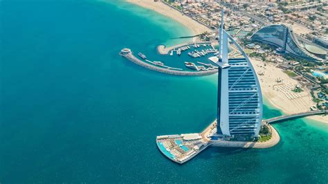 Explore Dubai What To See Top Hotels And The Best Restaurants