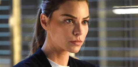 Lucifer Season 5 Lauren German Balances A Huge Info Somag News