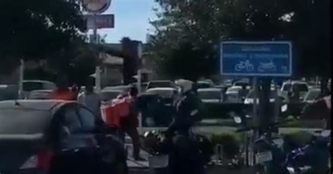 San Luis Al Instante Video Violento Choque A Golpes Entre Taxistas