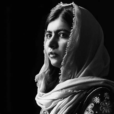 Malala Yousafzai Iconic Women Powerful Women Malala Yousafzai