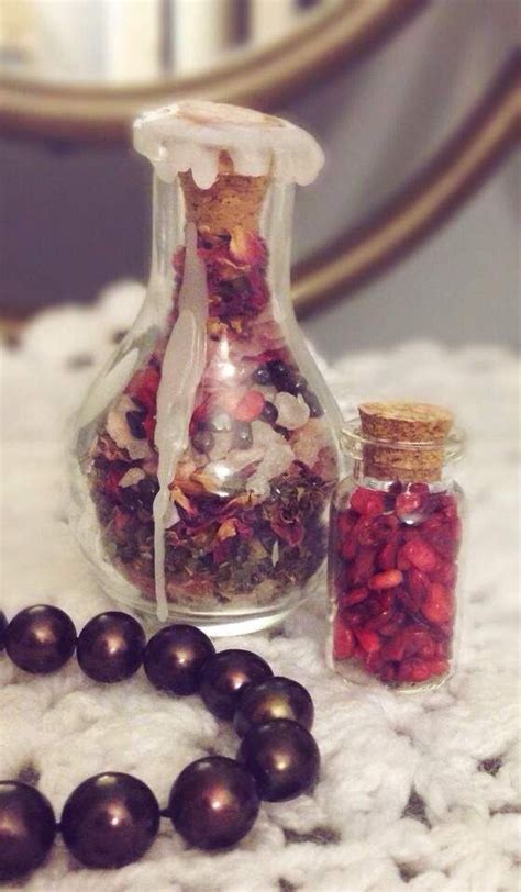 Spell Jar For Beauty The Witches Circle Amino Jar Spells Beauty