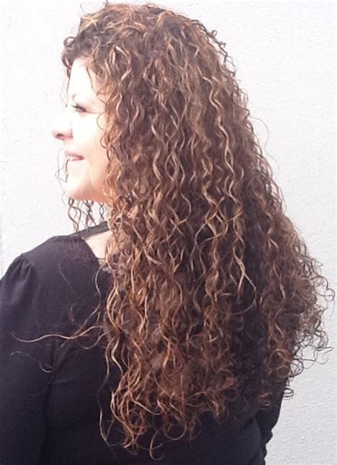 Considering A Perm Is There An Experienced Stylist That Can Help Me