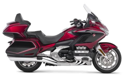 2020 Honda Gold Wing Lineup First Look (7 Fast Facts)