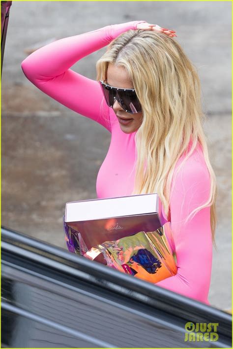 Kim Khloe And Kourtney Kardashians Are Barbie Girls In Hot Pink Looks Photo Khloe