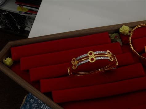 Gelang emas viral terkini nama unik dimata wanita hiasan cantik dimata lelaki. Design Terbaru & Unik
