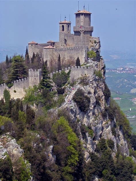 San Marino What An Amazing Castle Castle Favorite Places San Marino