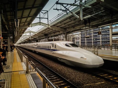 Chinese president xi jinping has urged specialists not to hold back in pushing the frontiers of science and technology. Singapore-Kuala Lumpur High-Speed Rail Halves Travel Time