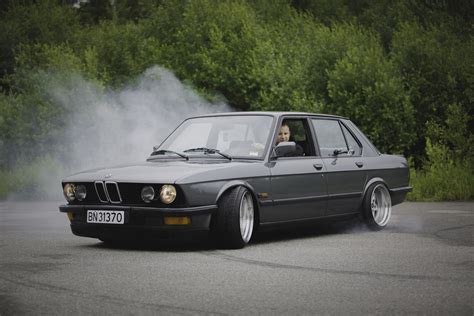 Bmw E28 Stance Stanceworks Low Summer Car Wallpaper And Background