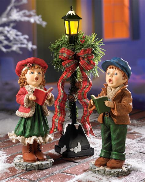Christmas Carollers Figurine Set Christmas