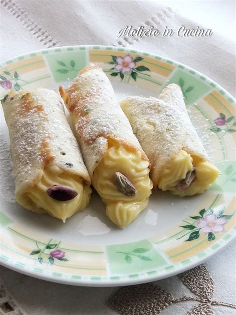 Cannoli Biscottati Ai Pistacchi Con Crema Pasticcera Melizie In Cucina